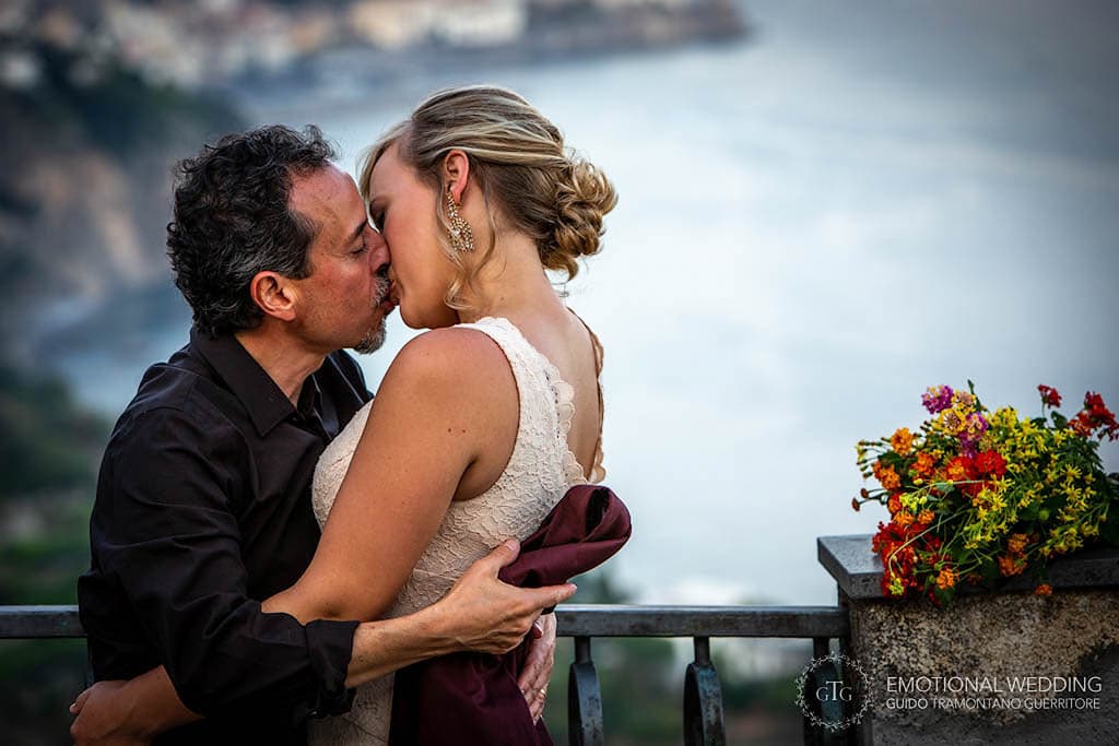 wedding couple kissing at their elopement in Amalfi Coast