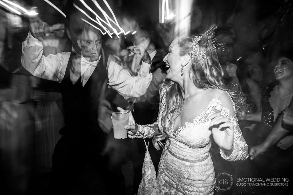 bride and her father on the dance floor at a destination wedding in fidenza