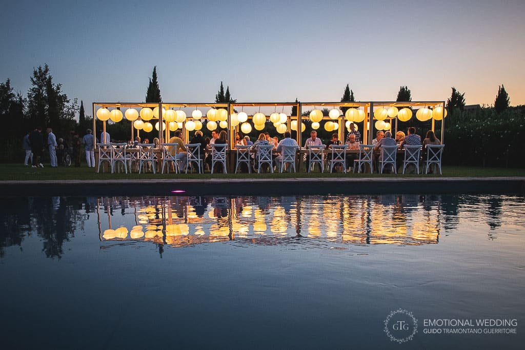 open air welcome dinner at Locanda Rossa in tuscany