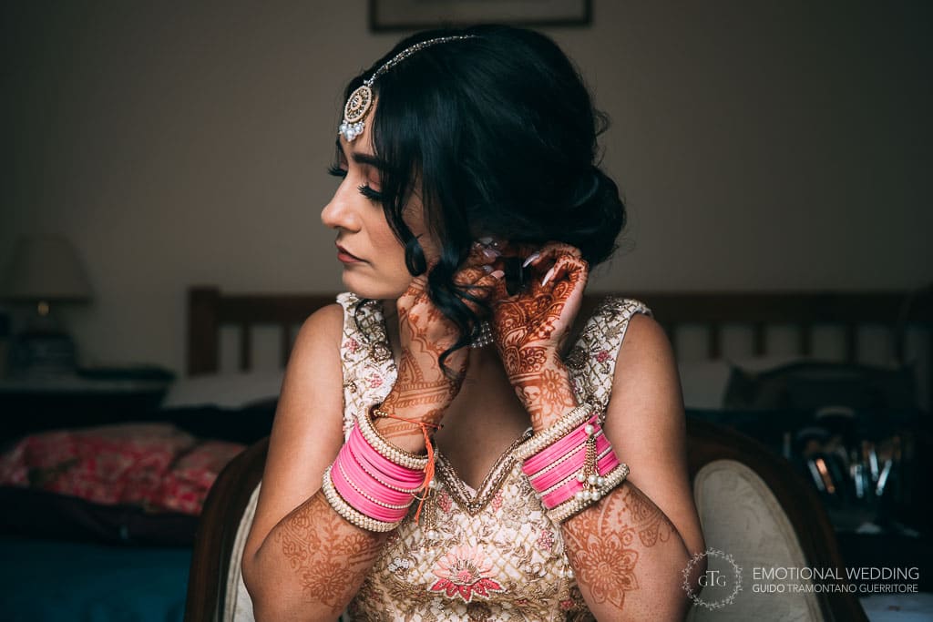 hindu bride wearing earrings at hotel Parsifal in ravello